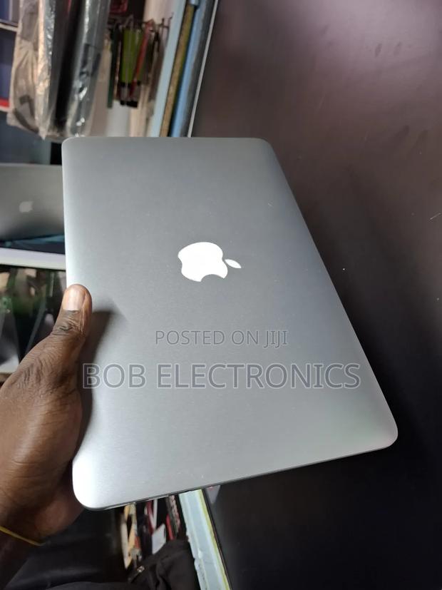 Laptop Apple MacBook Air 2015 4GB Intel Core i5 HDD+SSD 256GB - thumbnail 3