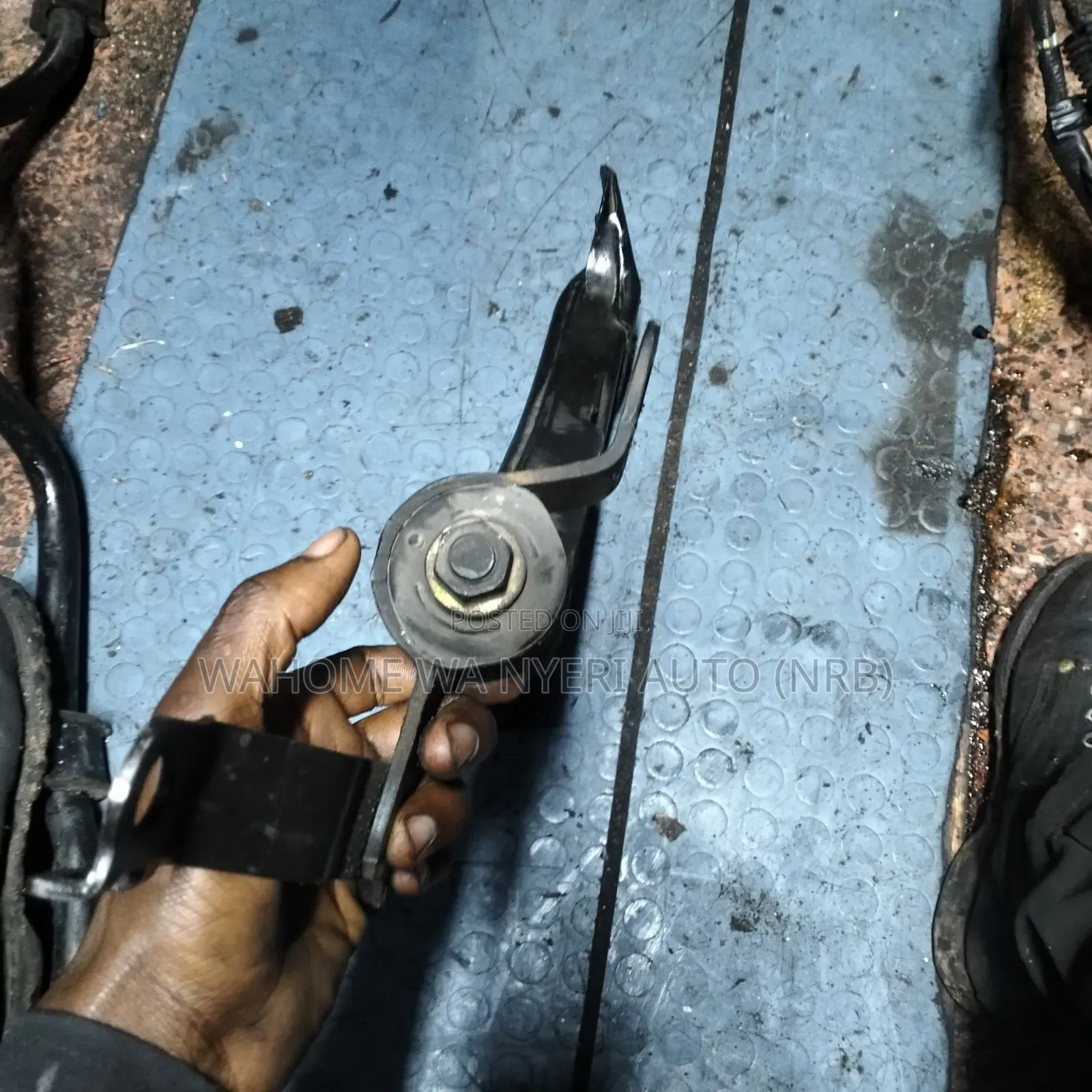 Control Arm 100