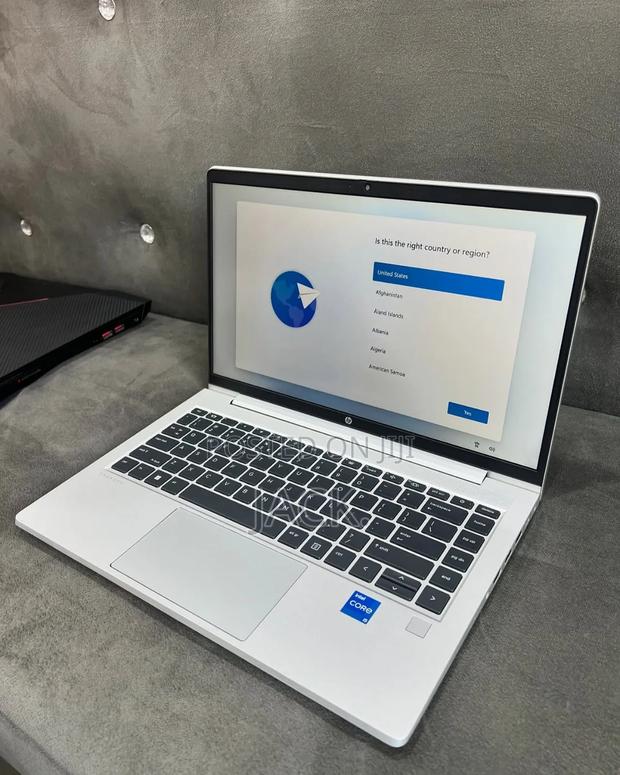 Laptop HP ProBook 440 G9 16GB Intel Core I5 SSD 512GB - thumbnail 3