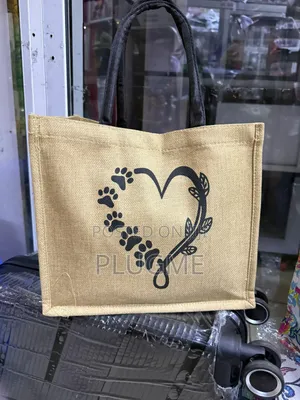 Eco-Friendly Jute Bag With Sturdy Handles