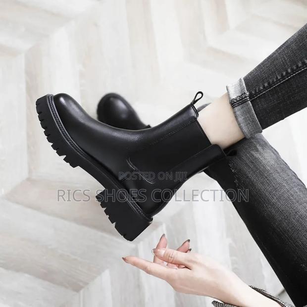 Ladies Boots - main view