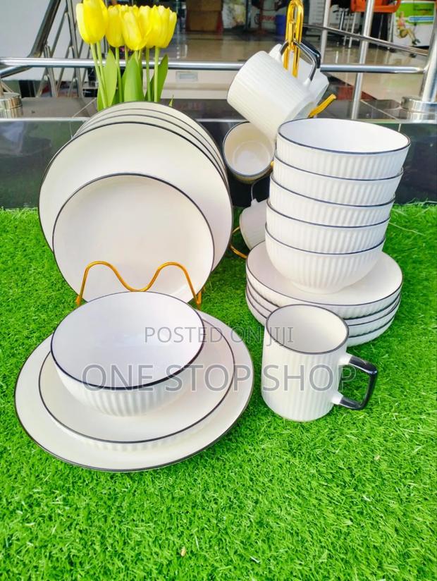 24pcs Dinner Set With Black Ring - main view