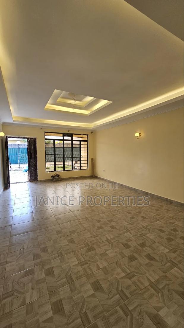 3bdrm Bungalow in Highlow Estate, Kenyatta Road / Theta for sale - thumbnail 12