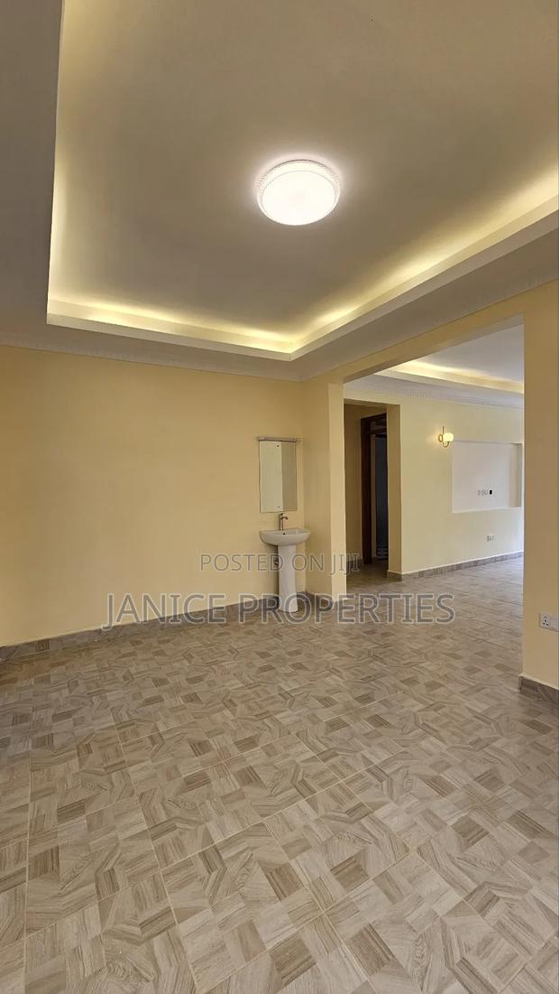 3bdrm Bungalow in Highlow Estate, Kenyatta Road / Theta for sale - thumbnail 13