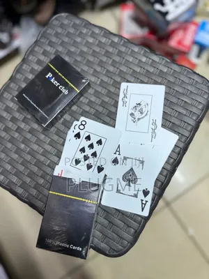 Poker Cards (100% Plastic Cards)