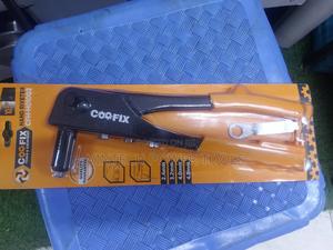 Hand Rivet - thumbnail 2