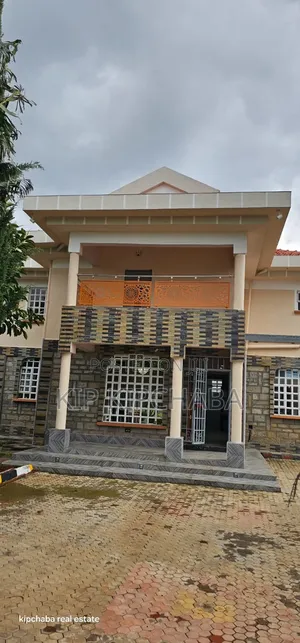 5bdrm Mansion in Racecours, Racecourse for sale