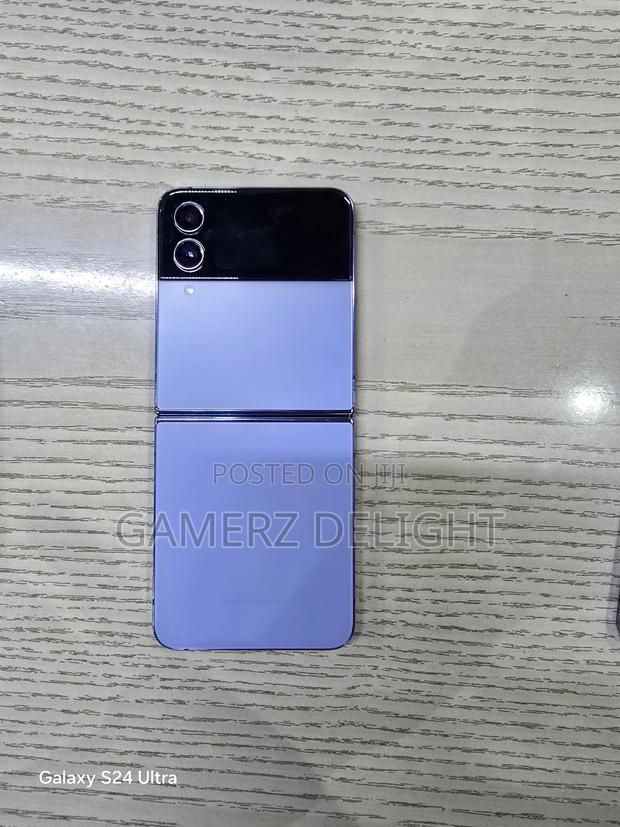 Samsung Galaxy Z Flip4 256 GB - thumbnail 4