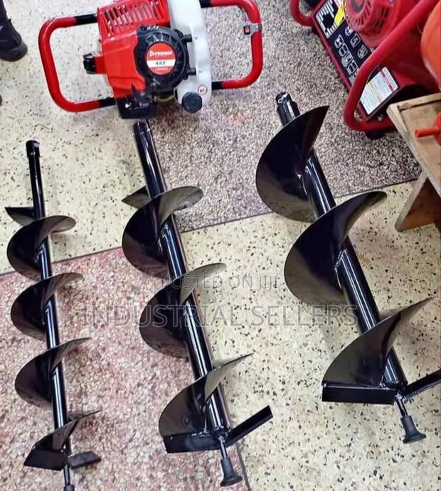 Quality Earth Auger 4 Stroke 3 Bits