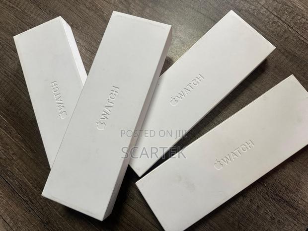 Apple Watch Series 9 41mm - main view