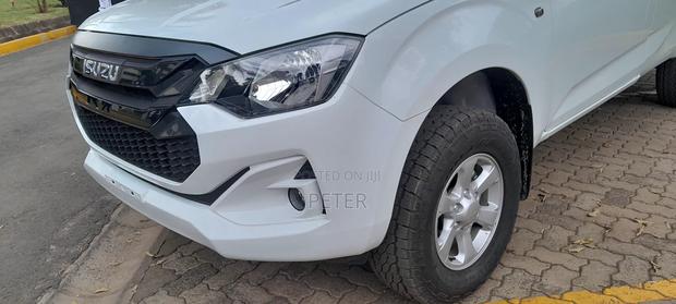 Isuzu Dmax 1900cc - thumbnail 5