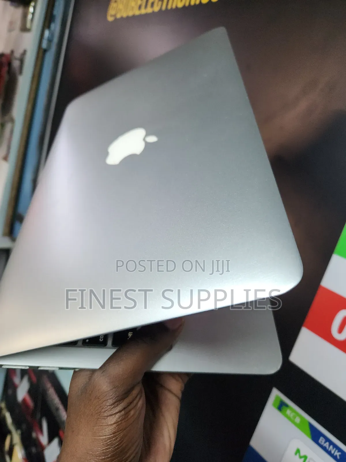 Laptop Apple MacBook Air 2015 4GB Intel Core I5 HDD+SSD 256GB