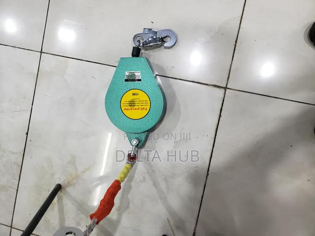 Fall Safe Retractable Lanyard

15m Fall Arrestor - main view