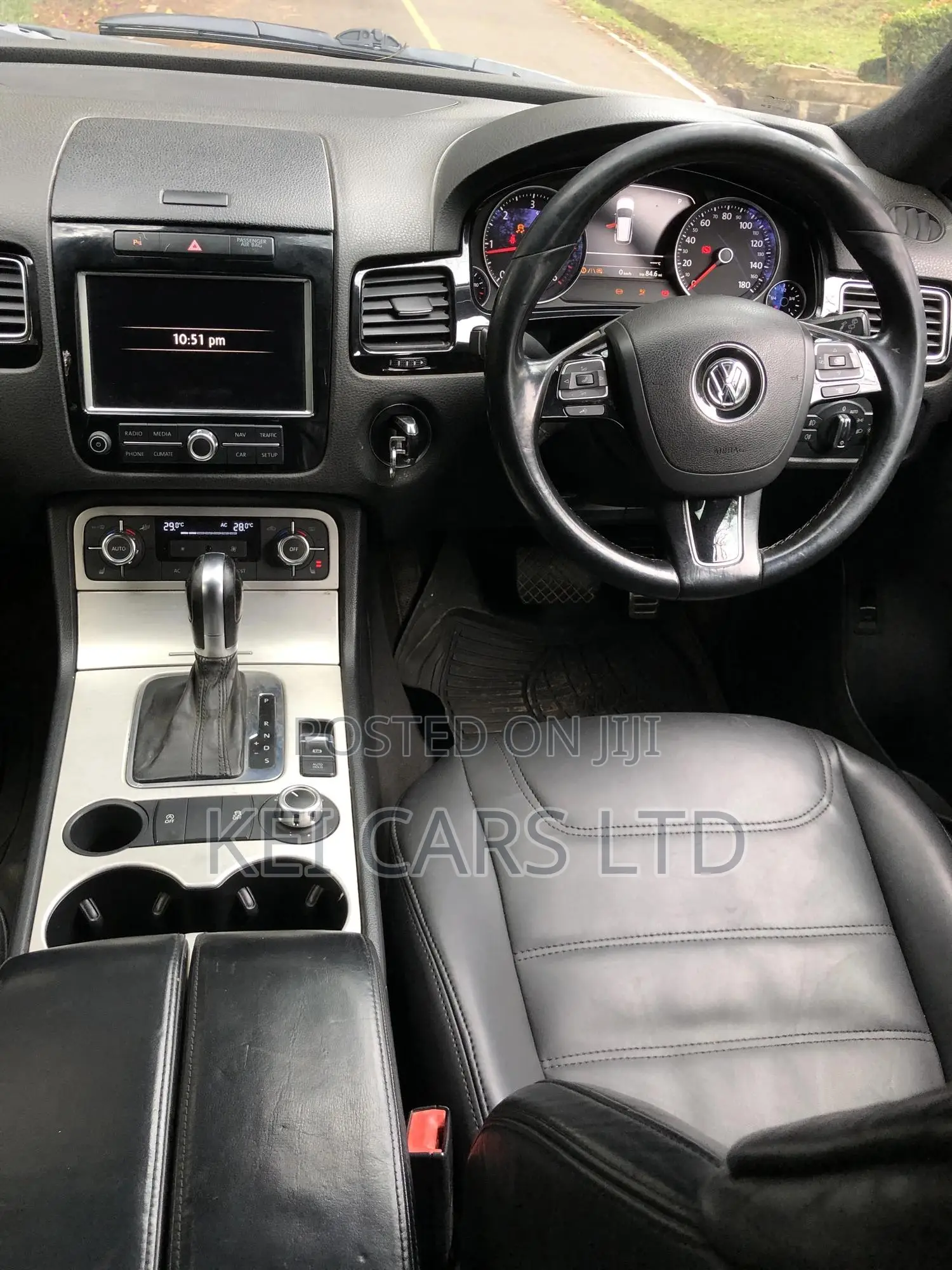 Volkswagen Touareg 2012 Black
