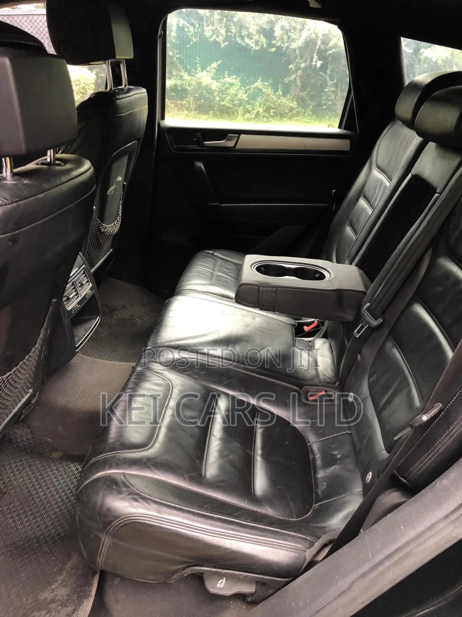 Volkswagen Touareg 2012 Black