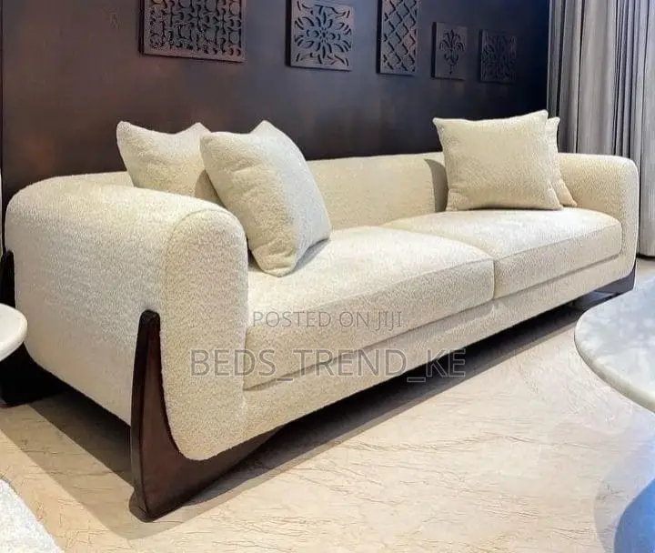 Minimalist 3 Seater Couch (White)