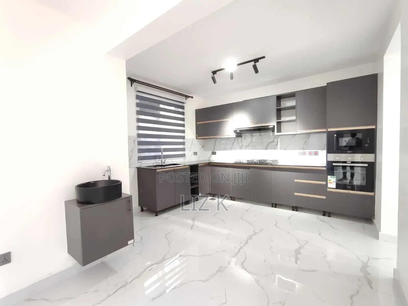 4bdrm Maisonette in Mugutha, Ruiru for sale