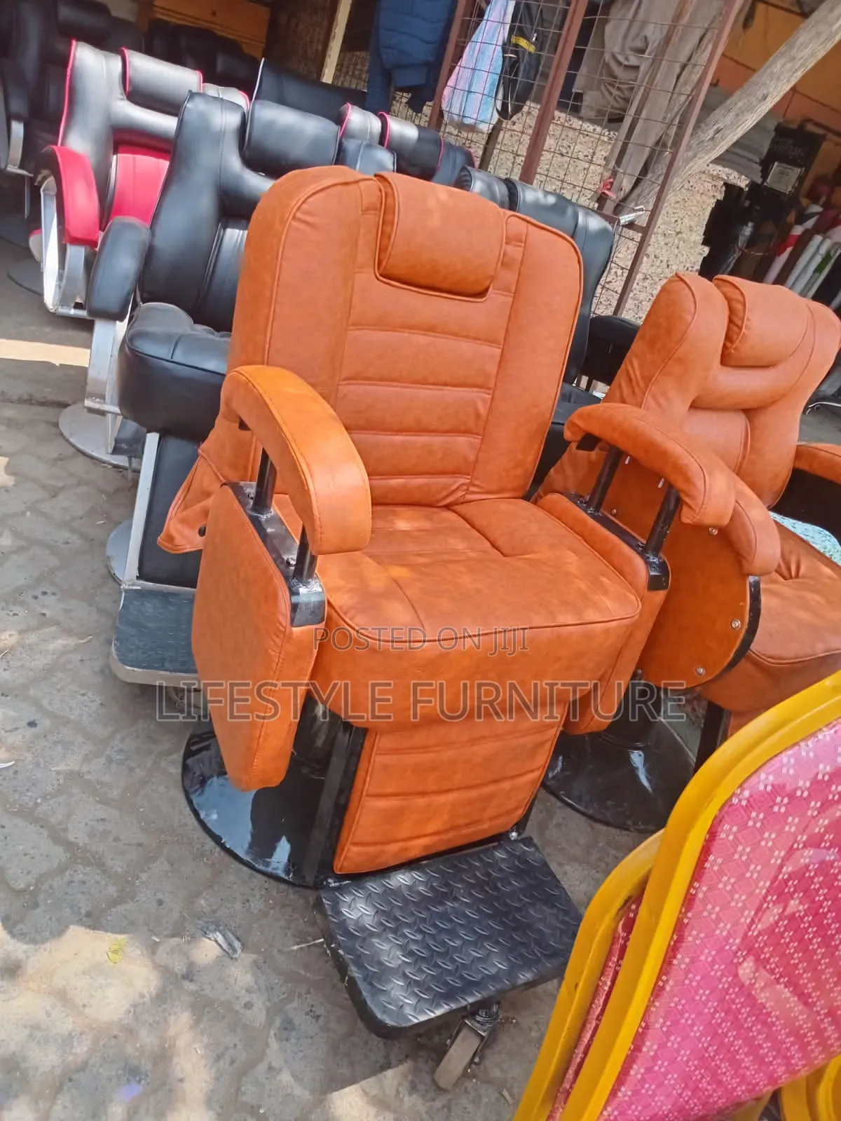 Executive Barbershop Seat's