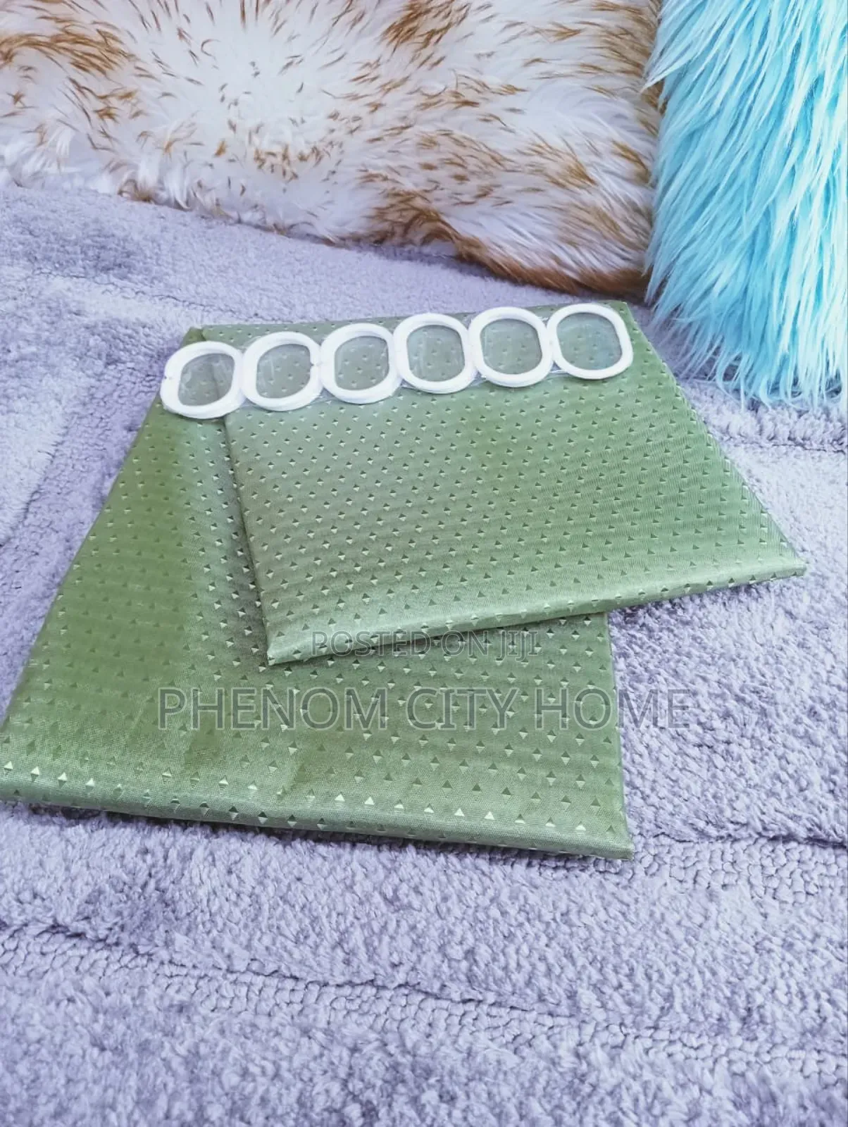 Doted Design Polyester Shower Curtain