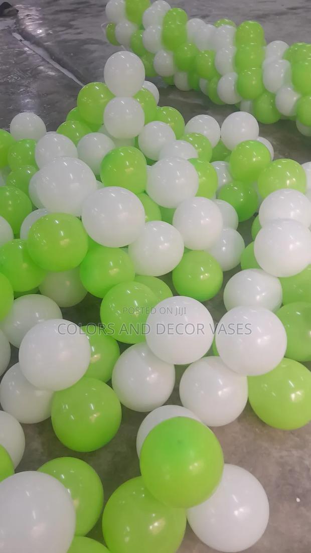 Balloon Decor for Shop Openings - thumbnail 2