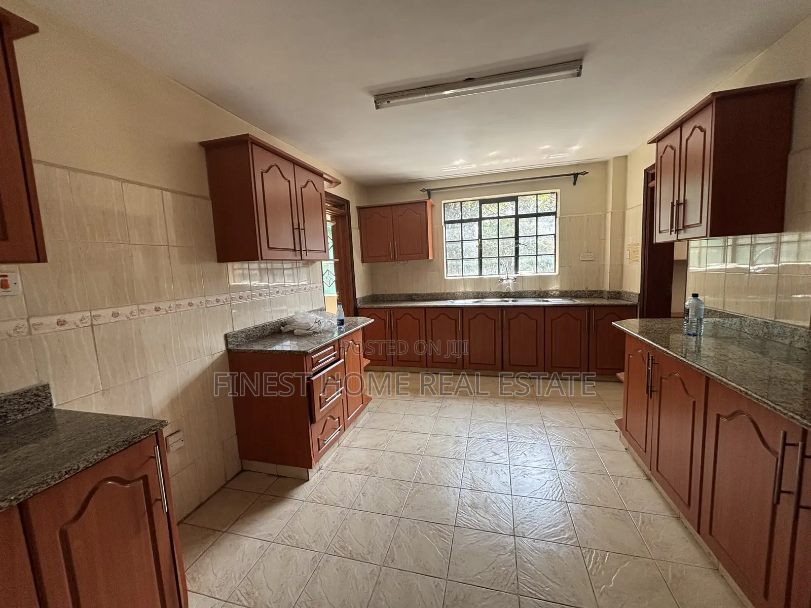 3bdrm Apartment in Brookside, Westlands for rent
