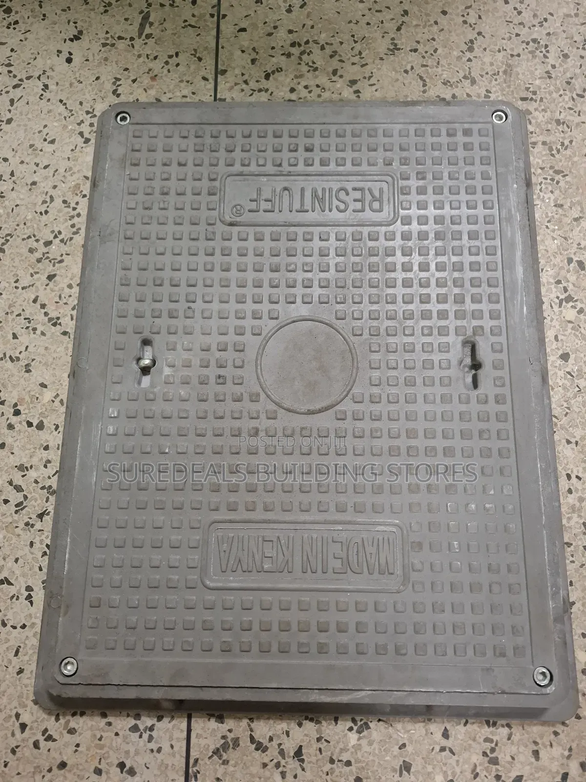 Composite Lockable Manhole Cover 450mm By 600mm