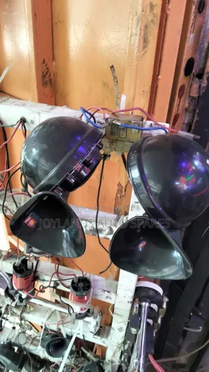 Universal Big Horns