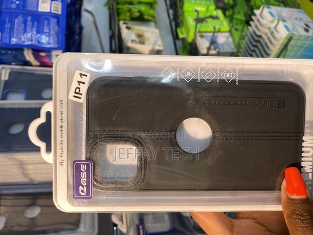 Loka iPhone 11 Leather Back Case With Apple Logo Cut - main view