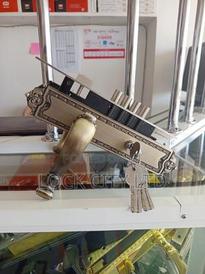 Fealty 4-Pin Door Lock - main view