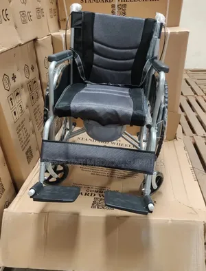 Heavy Duty Standard Commode Wheelchair