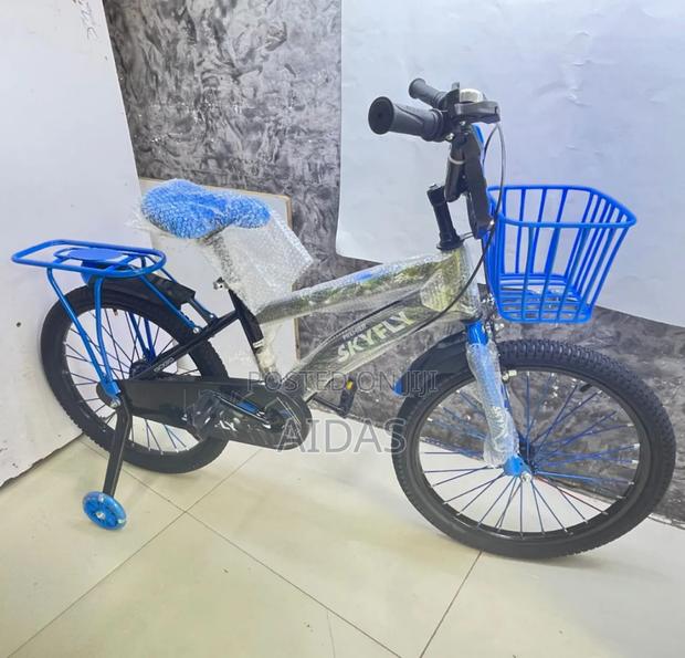 Kids Bicycle Size 20 – Strong Junior Bike With Training Wheels - thumbnail 4