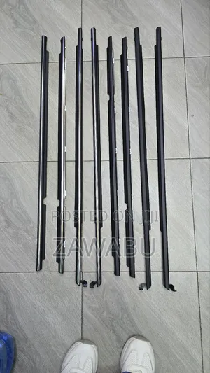 Weather Strips Corolla Ae 110 Black Chrome