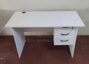 Executive Office Desk With 3 Drawers