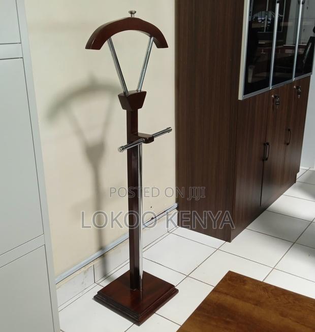 Coat Hanger : Executive Office Clothes Rack - thumbnail 3