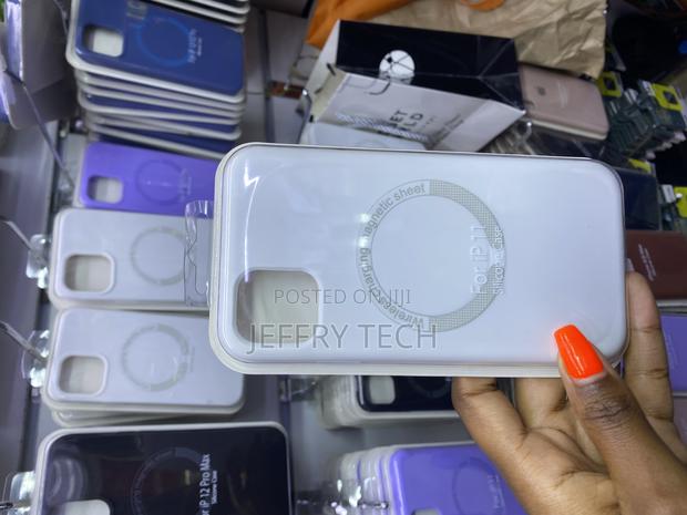 Veci iPhone 11 Liquid Silicone Case Compatible With Magsafe - main view