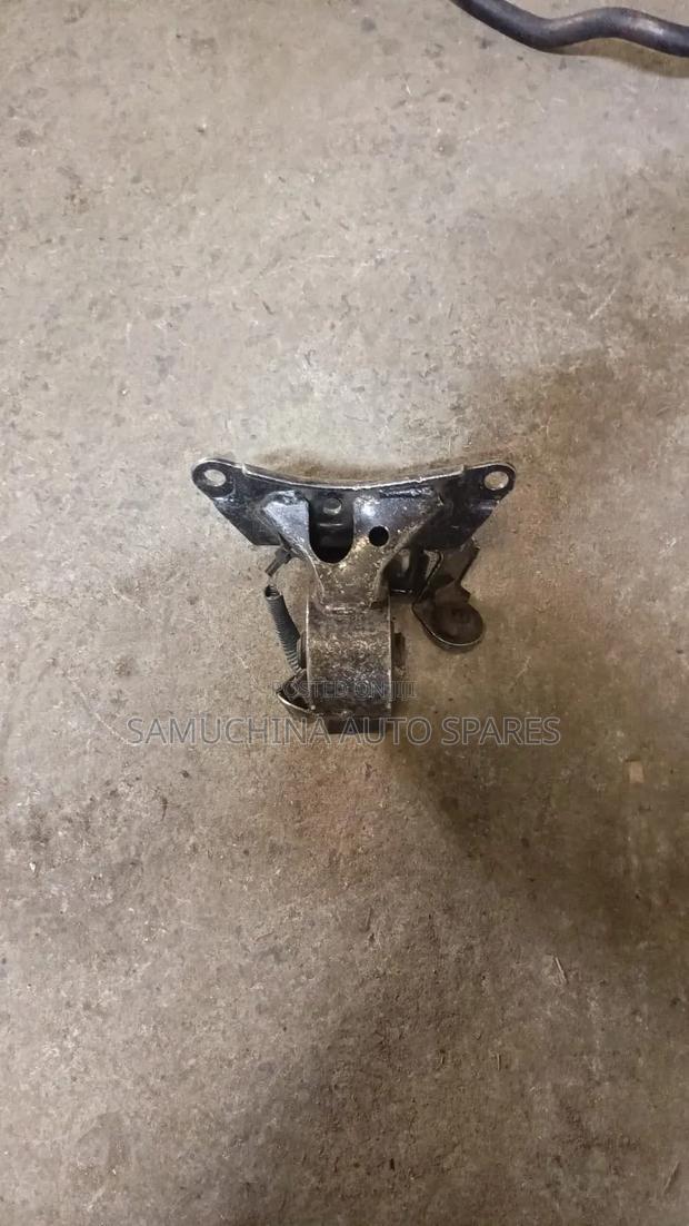 Gearbox Mounting Nissan Serena Old Model