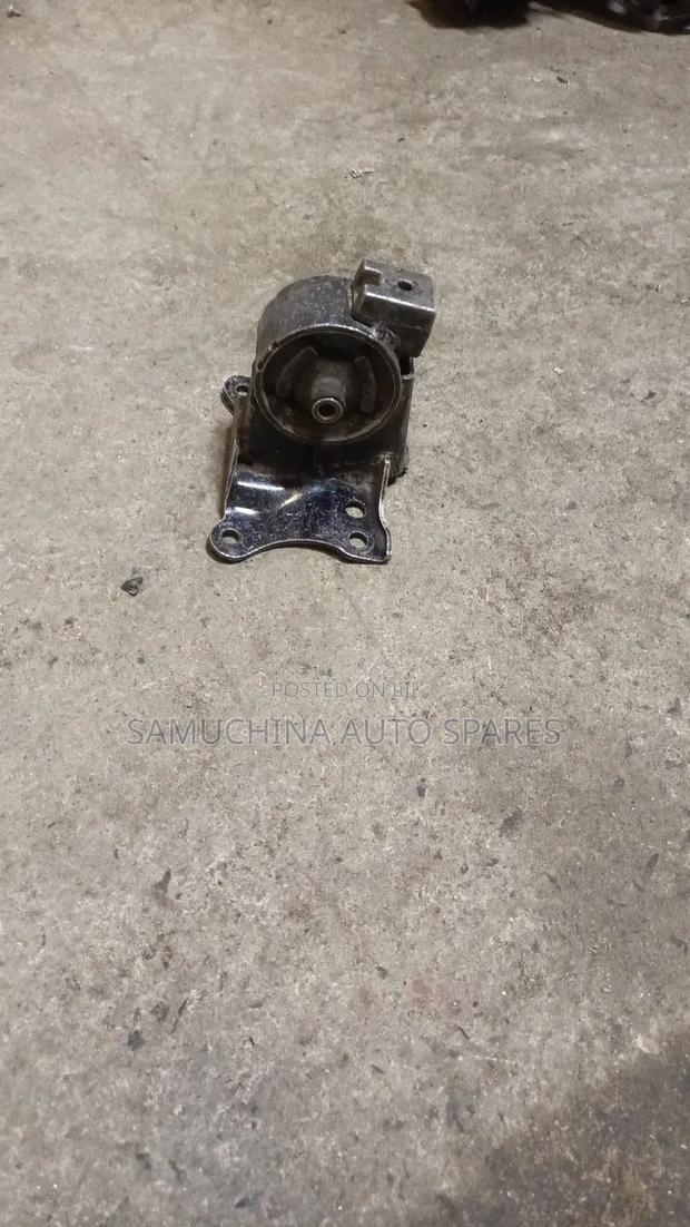 Gearbox Top Mounting Nissan X-Trail