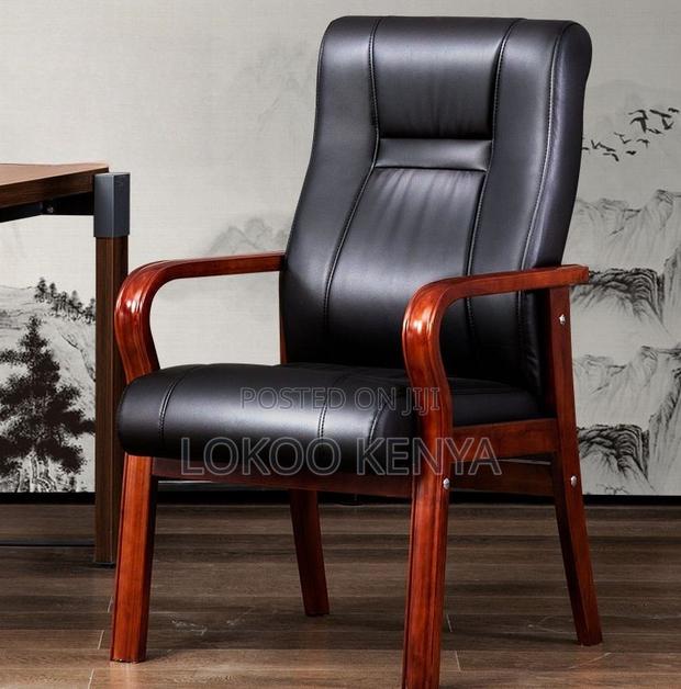Office Chair : Classic Black Leather Office Chair With Wood Arms