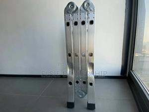 Safe & Stable 4x4 Multipurpose Ladder – Built For Demanding Tasks - thumbnail 2