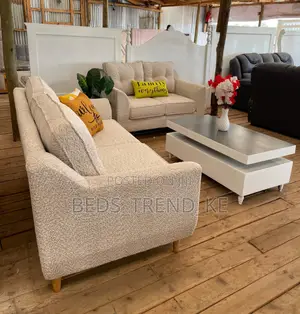 Fashionable Modern 5 Seater Sofa 3,2
