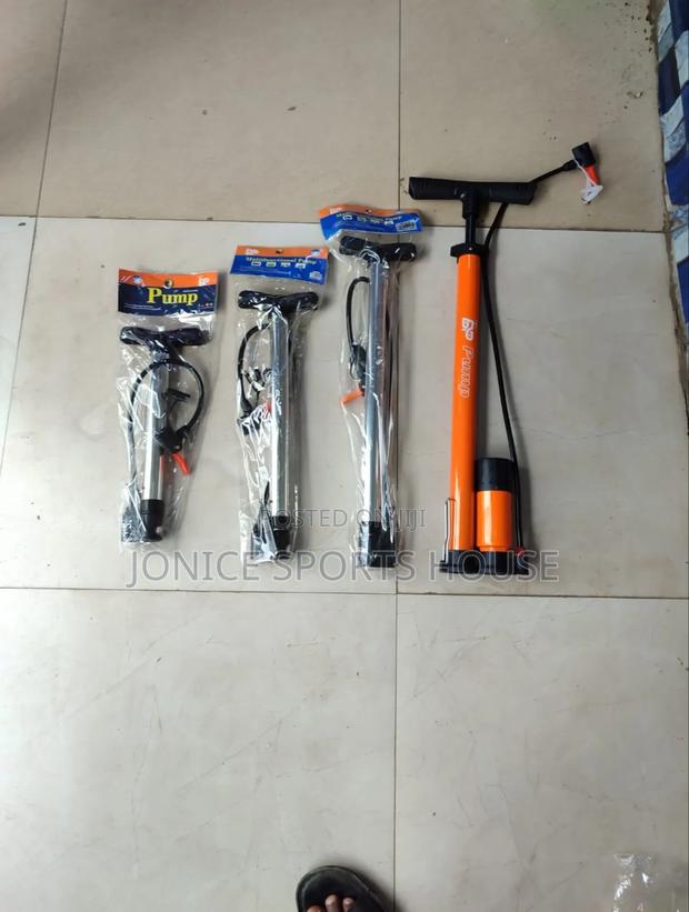 Ball/Bike Pump With Gauge