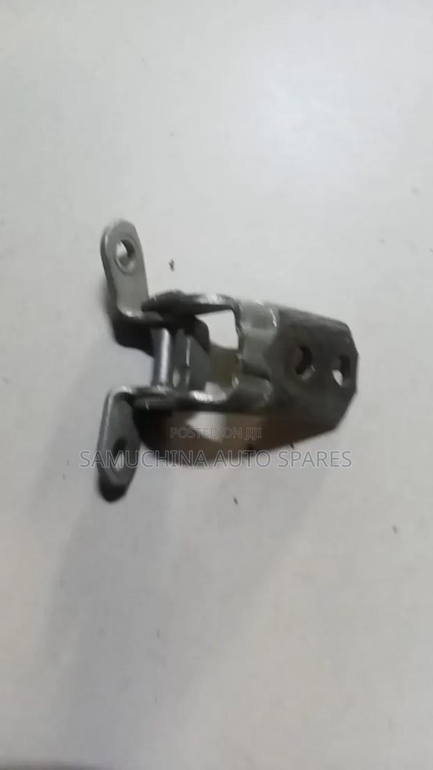 Door Hinges Nissan Latio N17