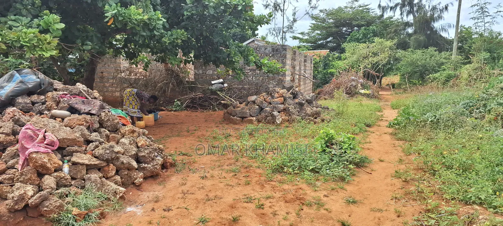 Plot 4 Sale