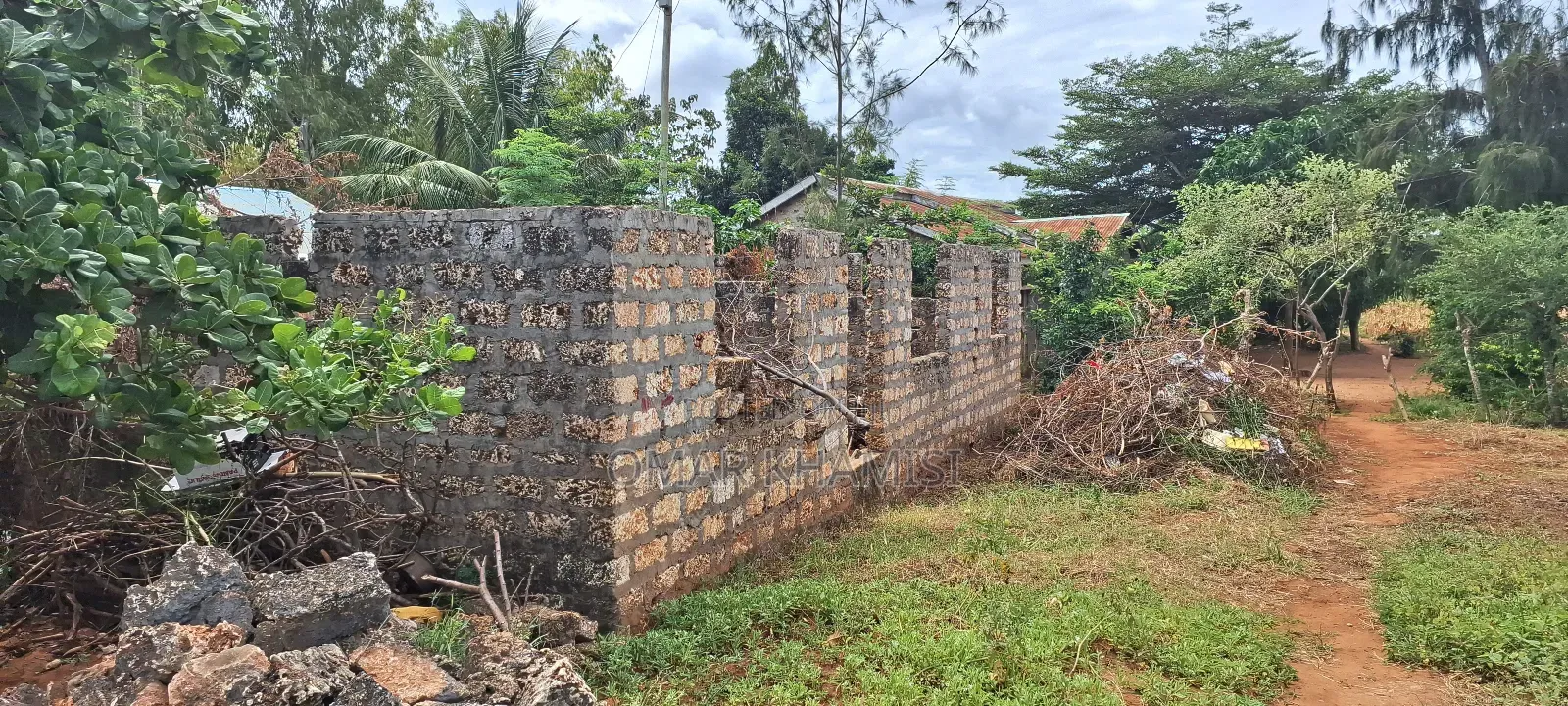 Plot 4 Sale
