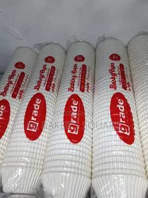 Queen Cake Cases 110mm