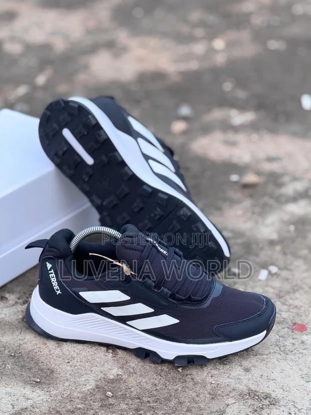 Jungle Green Addidas Terrex - main view