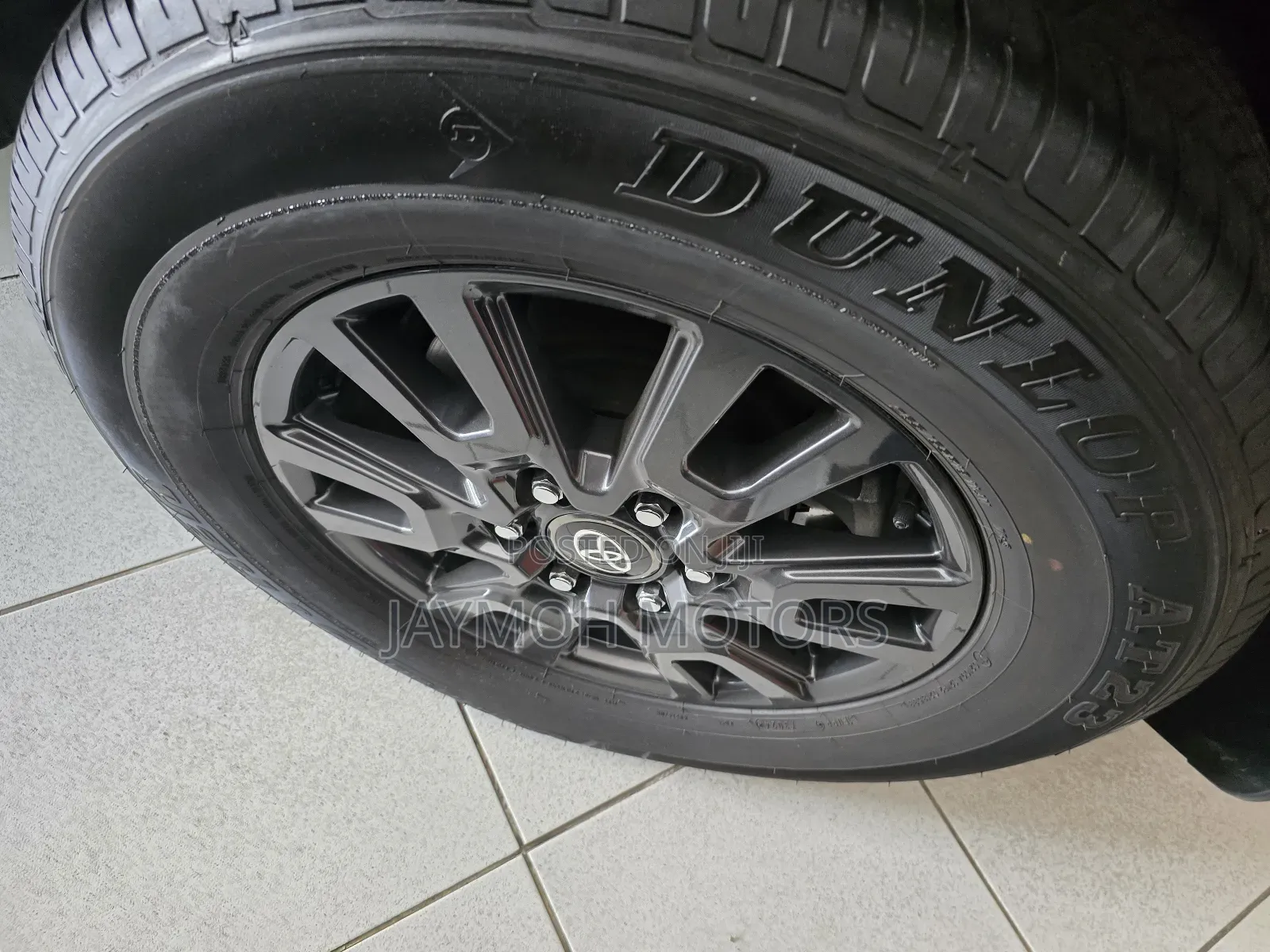 Toyota Land Cruiser Prado 2024 White