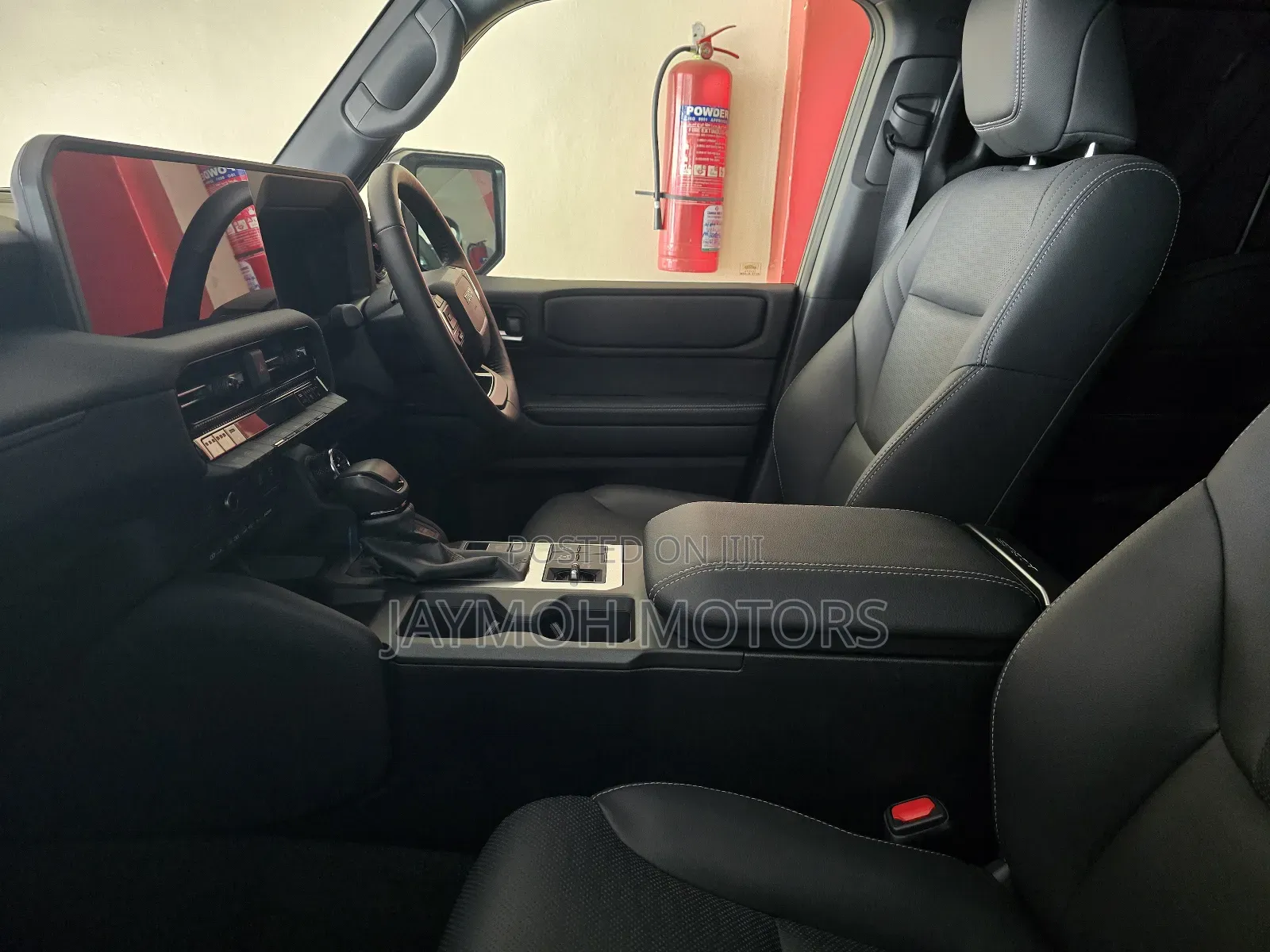 Toyota Land Cruiser Prado 2024 White