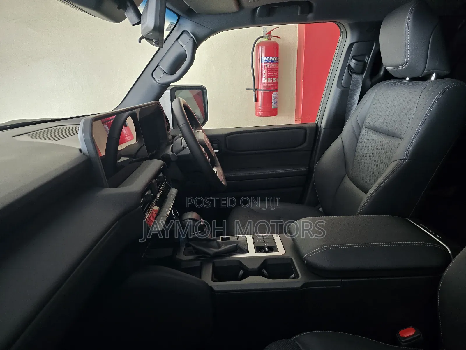 Toyota Land Cruiser Prado 2024 White