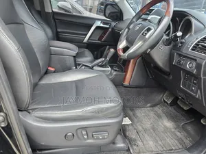 Toyota Land Cruiser Prado 2016 Black